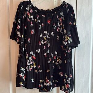 Pleated Floral Work Blouse in Size XS